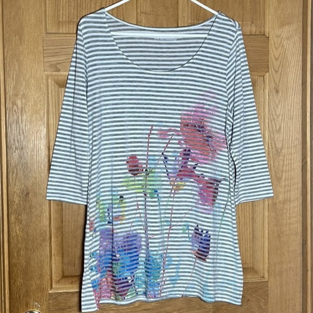 Soft Surroundings Gray White Floral Scoop Neck 3/4 Sleeve Pullover Tunic Large